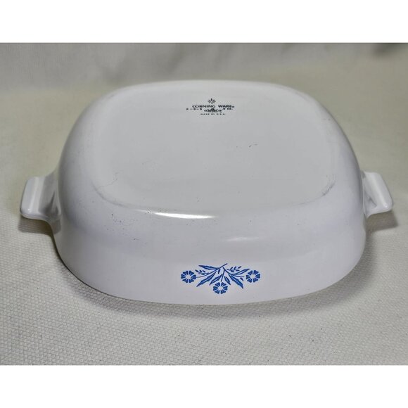CorningWare Blue Cornflower Square Skillet/Casserole Dish with Lid P-9-B , Vint - Picture 8 of 10
